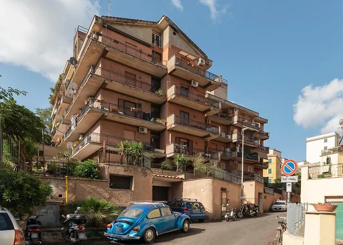 Vatican Flat *